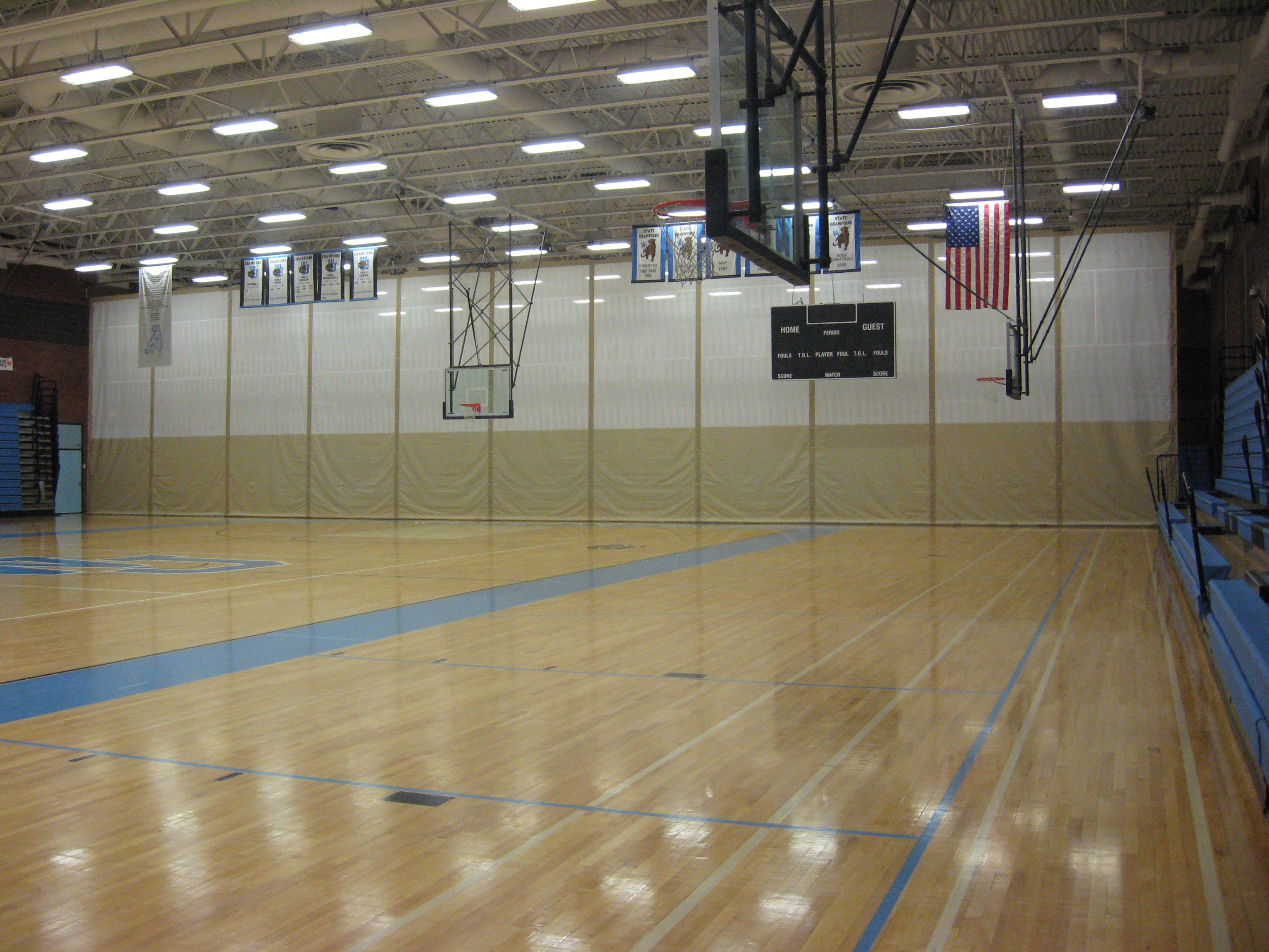 Customized canvas gymnasium partitions